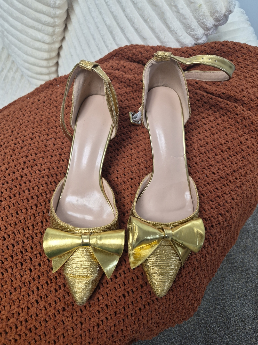 Gold Metallic Ribbed Pointed Toe Ankle Strap Bow Block Heel Pumps